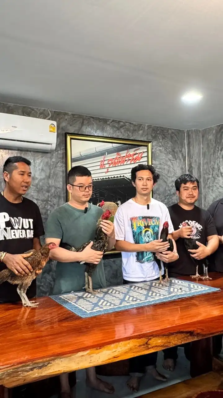 เพชรทวีทรัพย์ฟาร์ม