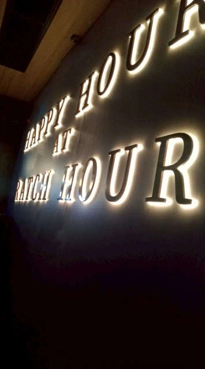 Ratch Hour  Ratchayothin หาเพื่อนเที่ยวปาร์ตี้