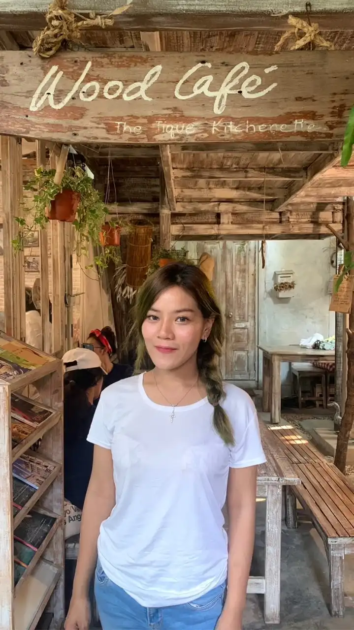 เจ๊สาอาหารทะเล