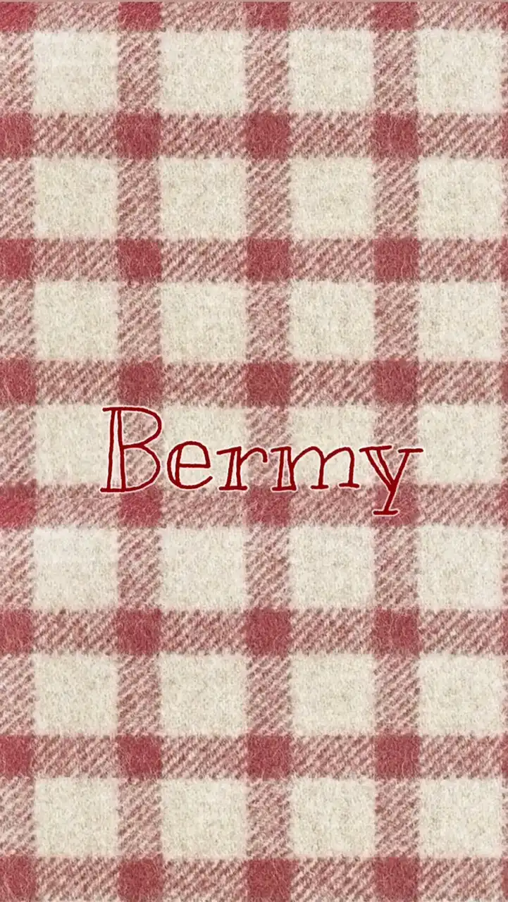 สตอเบอรี่ช็อกโกแลตดูไบ Bermy🍓
