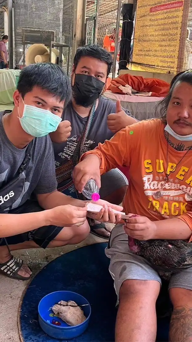 นนทวัฒน์ ไก่ชนเบอร์แข้ง