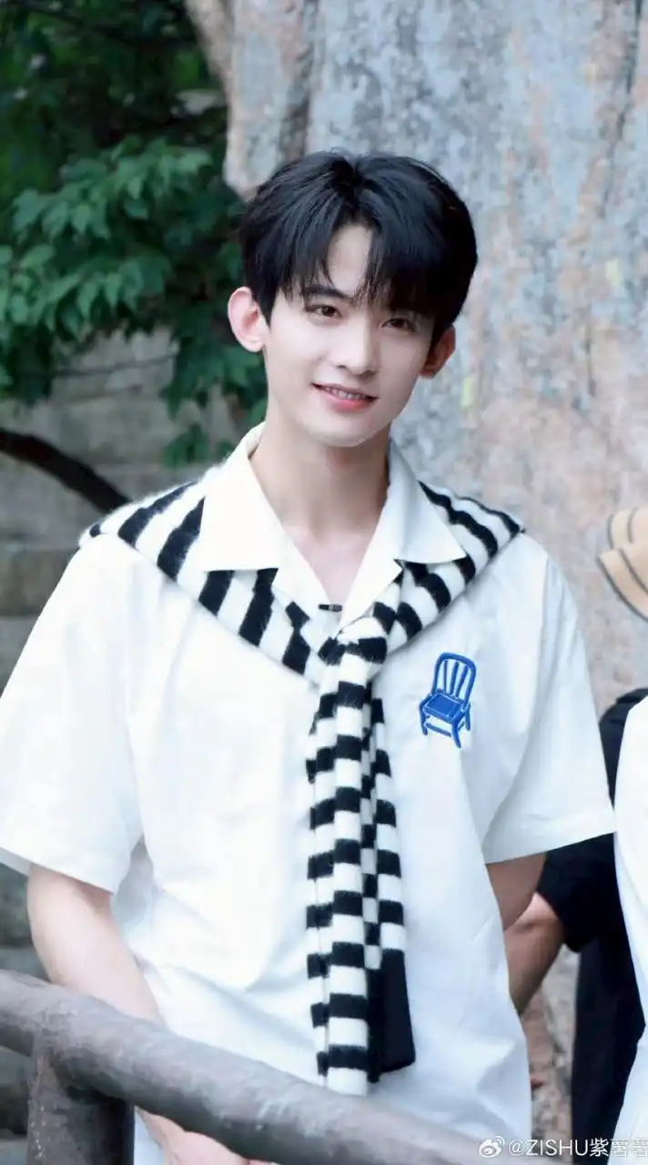 🌸คุณชายมู่เฉินแห่งตระกูลอวี๋🌅