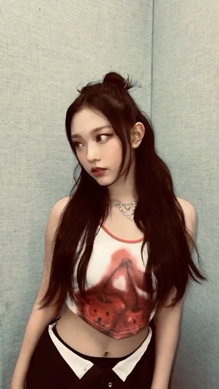 丅ᗴᗩᕼ  ᔕᎥᑎǤ