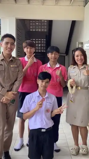 พรรค Rebootbuapit-ใจป้ำ
