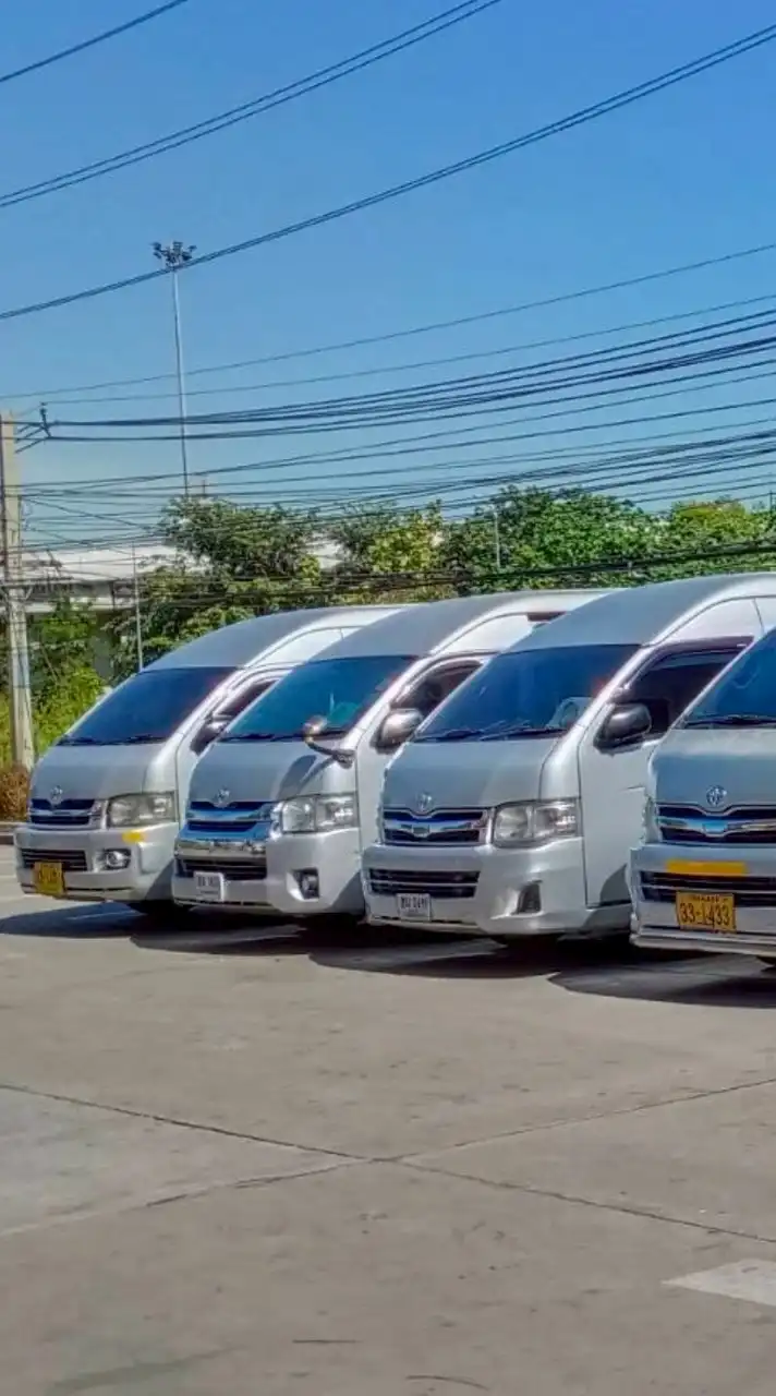 Vans_Gates