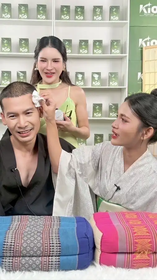 ด้อมพี่บอยน้องแพรว(ทีมใส่ใจ🧡) V2