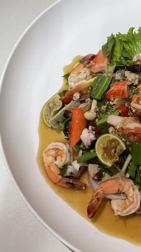 กินยำแซ่บxสุกี้โรล🍅🥗❗️