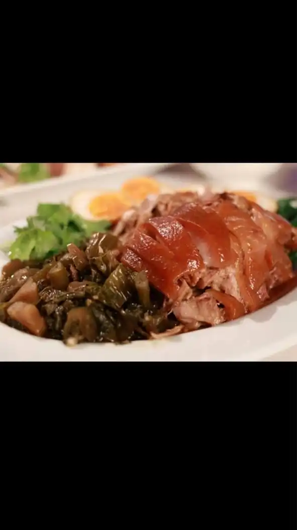 ร้าน ฉ่ำ ขาหมูหมั่นโถว (อ่าวอุดม)