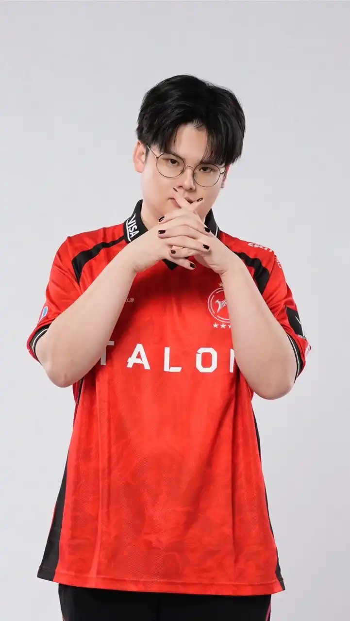 ด้อมคุณธนาาา💕