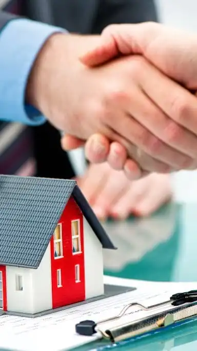 Real Estate Hub & Sell E Three
