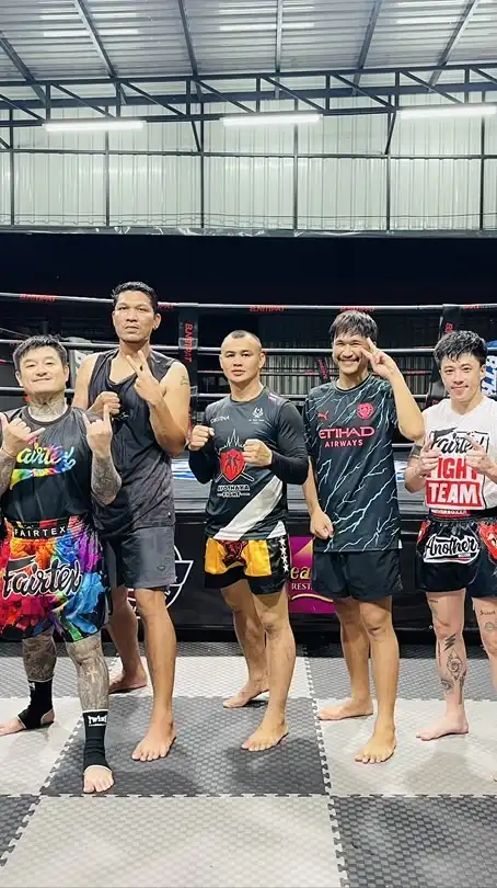 ค่ายมวย BTKL บาสทุ่งเขาหลวง