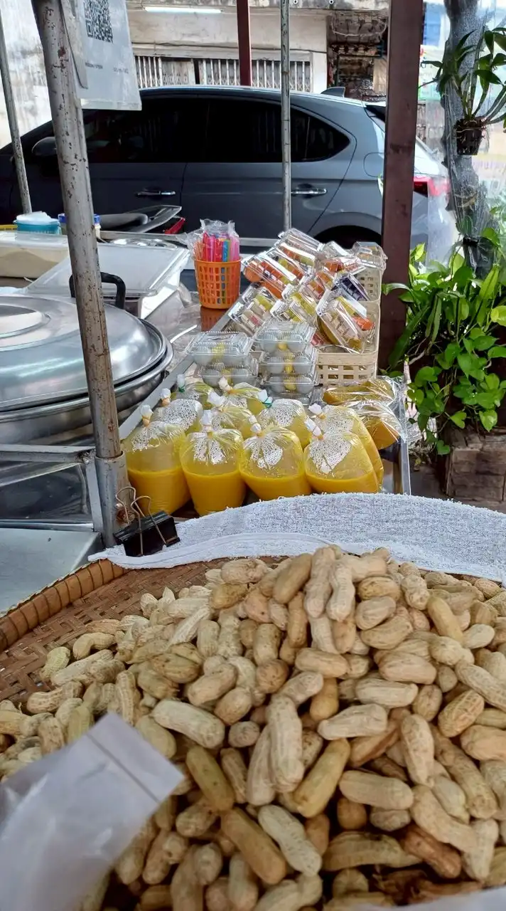 น้ำเต้าหู้ในซอยกรุงธนบุรี 6