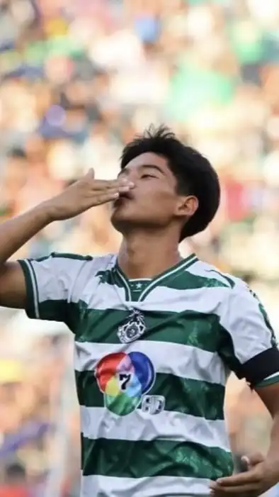 ด้อม อัคนีย์เท้าไฟ 🔥