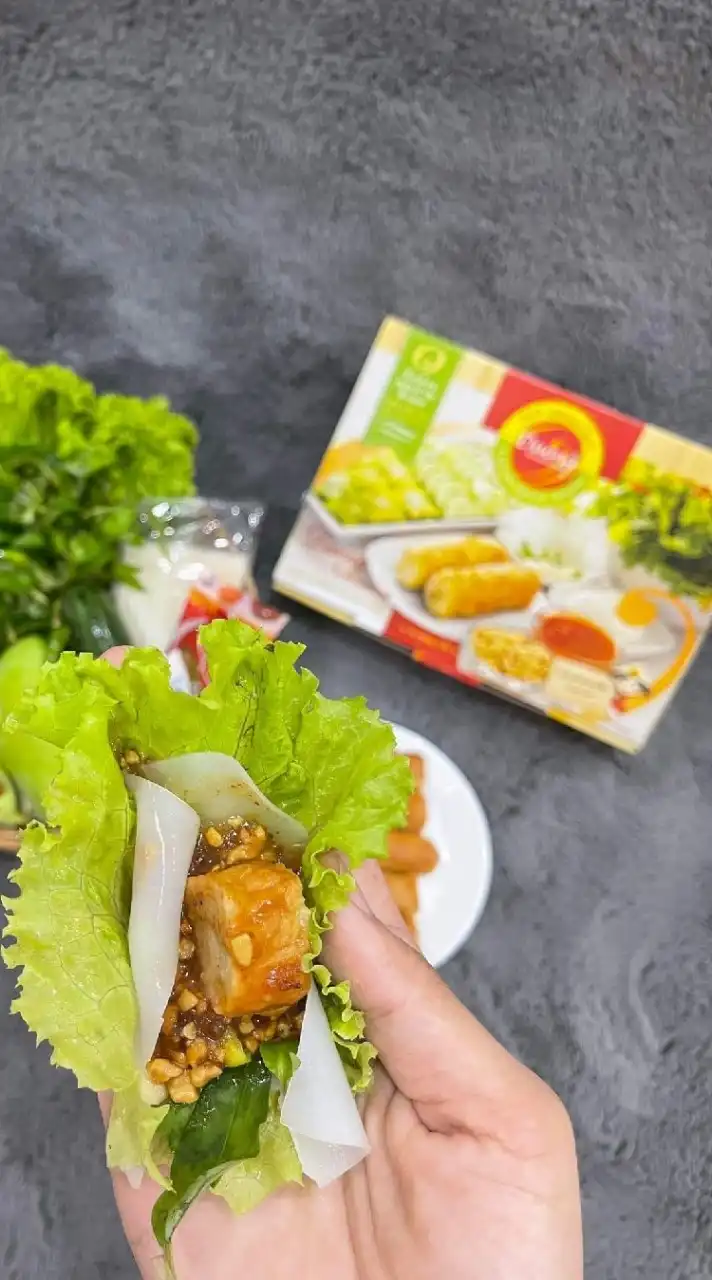 แหนมเนือง