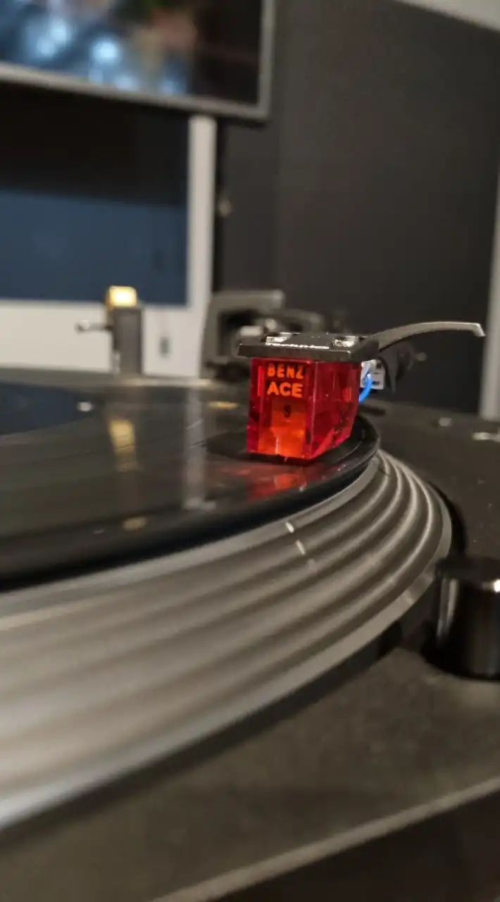 VINYL แผ่นเสียง