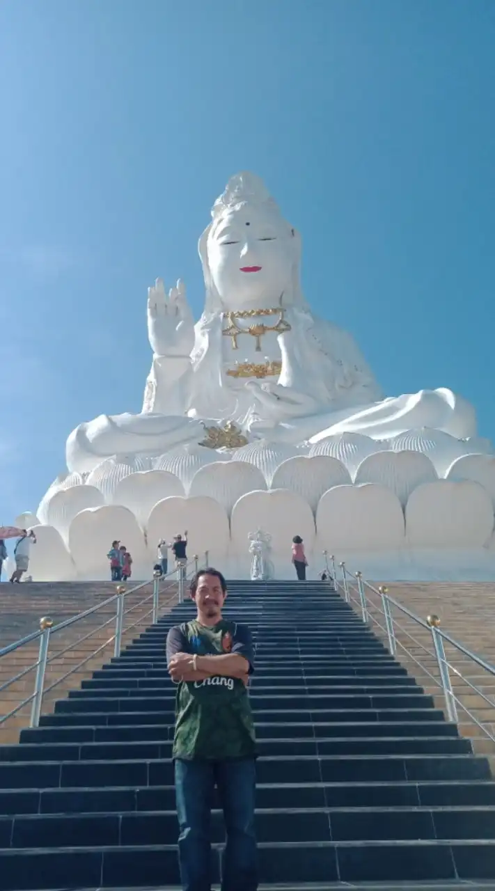 เหล่าก๋อยง่อนปราณบุรี ผู้ดูแลกลุ่มโอ๋เพชรอาษา