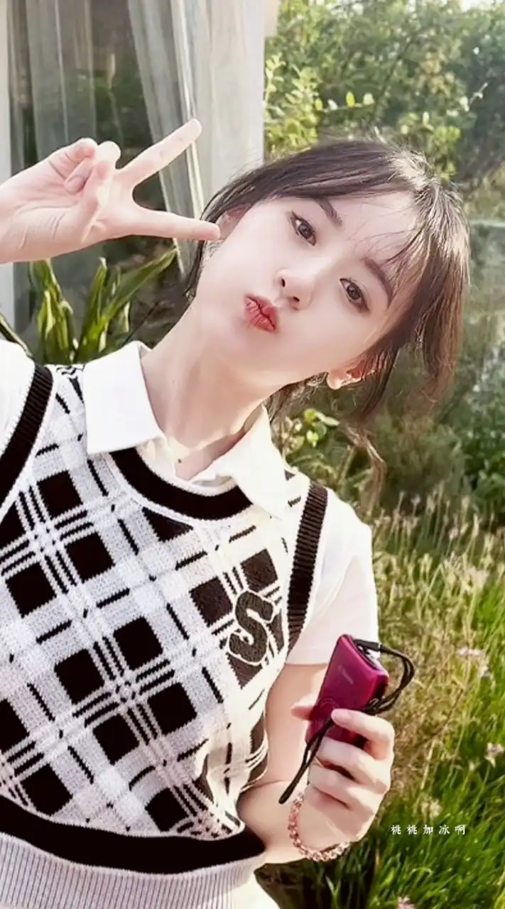 𝜗🌷𝜚 ꪦลุ่มのลิປซีรีઈ์𓈒ִ ᗷӋ . ᏕᎻᏬ ᏁᎨᏁᎶ ⚟ׅ ‎⚘ 𓈒