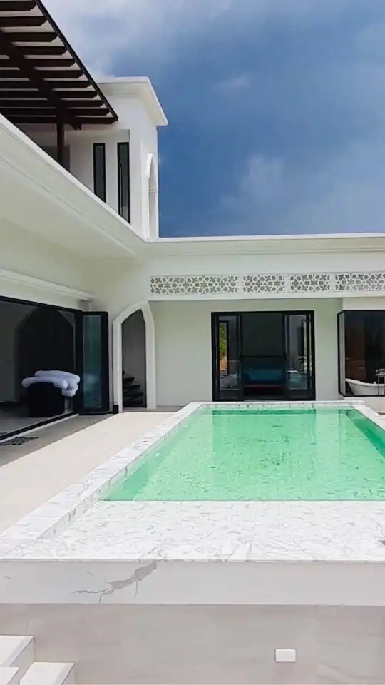 Phuket Luxury Private Pool Villa