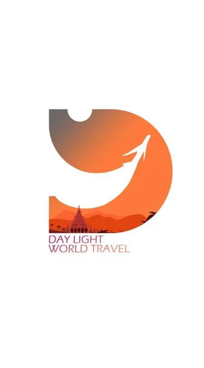 Daylight World Travel 🌐🧡