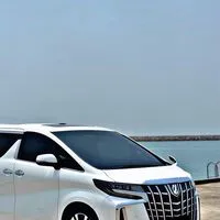 รถตู้หรูให้เช่าพร้อมคนขับ  Alphard /Vellfire พื้นที่เชียงใหม่