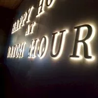 Ratch Hour  Ratchayothin หาเพื่อนเที่ยวปาร์ตี้