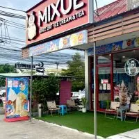 Mixue ตลาดนัดเรือบิน