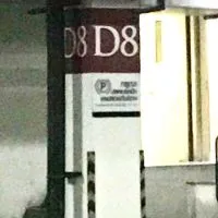 D8
