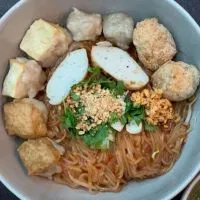สูตรก๋ง ก๋วยเตี๋ยวลูกชิ้นแคะ