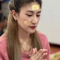ใบตองพาเพลิน