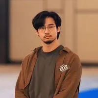 ด้อมลุงบ๊อบ BobbiEnglish