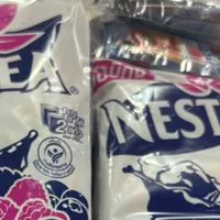 เขียวเหลือง-ยืนเคลิ้ม
