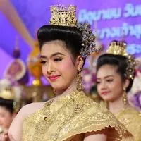 รับสมัครนักเรียนชมรมนาฏศิลป์