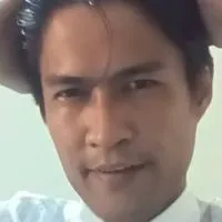 ชายชั้นสามพี่กล้ามโต