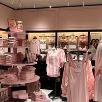 หิ้ว Victoria’s Secret 🪽