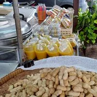 น้ำเต้าหู้ในซอยกรุงธนบุรี 6