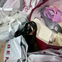 รับหิ้วของ ลงเสื้อผ้า