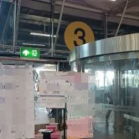 ชูป้ายสุวรรณภูมิ
