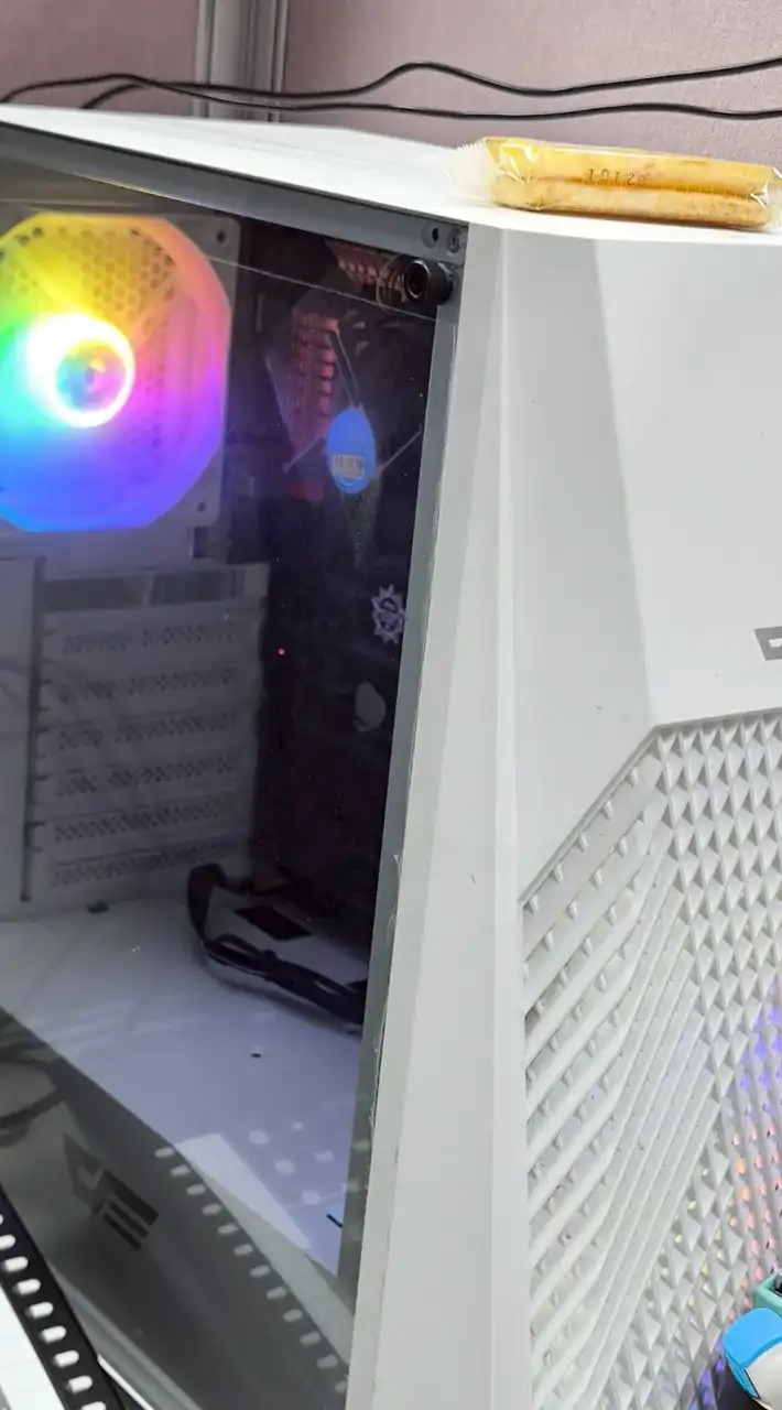 原價屋 3C 電腦 競技電腦 滑鼠 耳麥 對講機 桌機 光華商場 遊戲 對戰 高效能 顯示卡 晶片