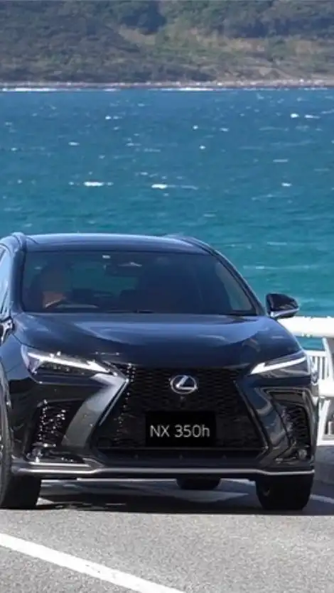 LEXUS NX 2代目