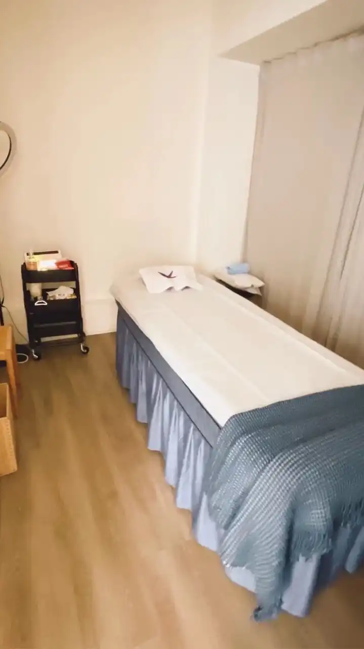 Lia莉亞 按摩 Karsai 泰式抓龍筋/鳳筋