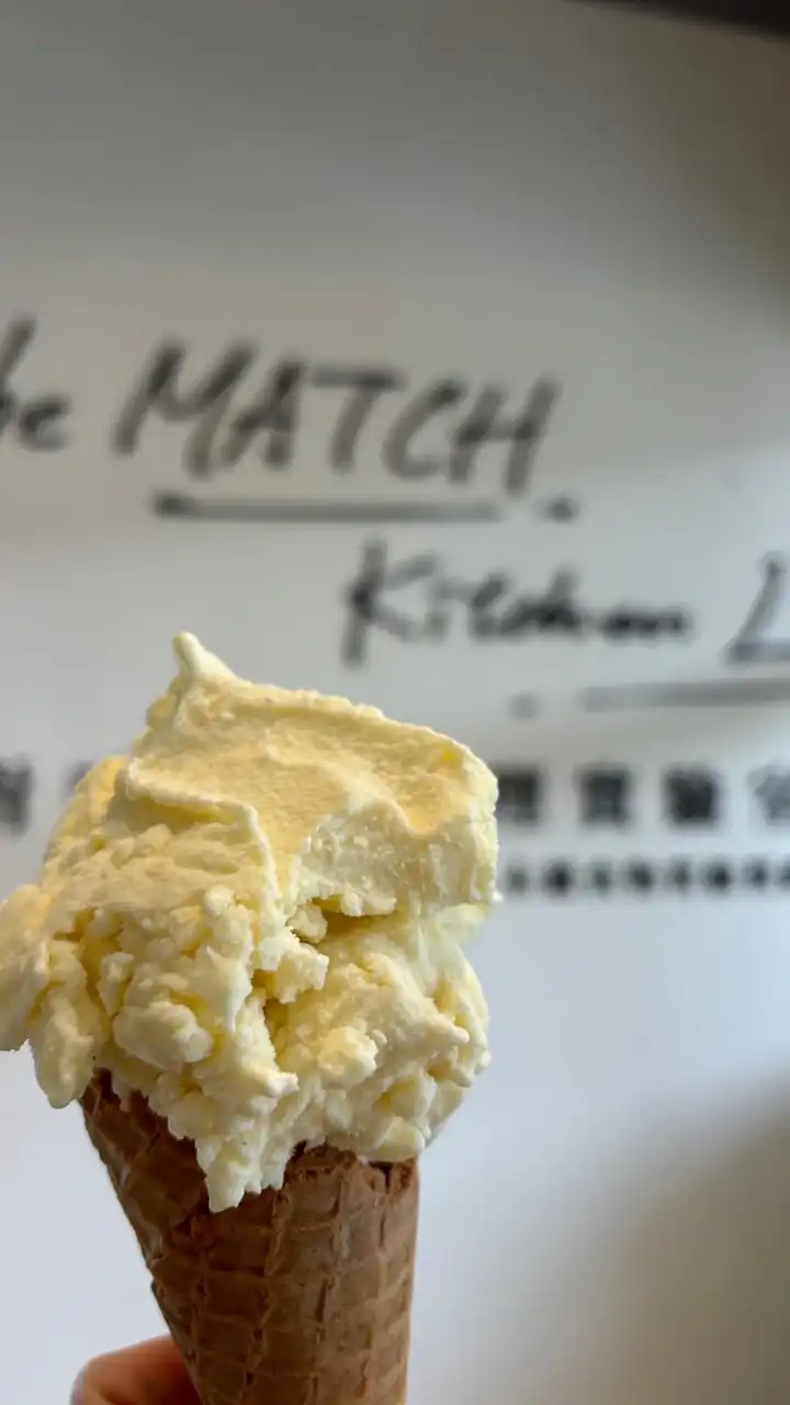 對味廚房奇岩銀光食驗室