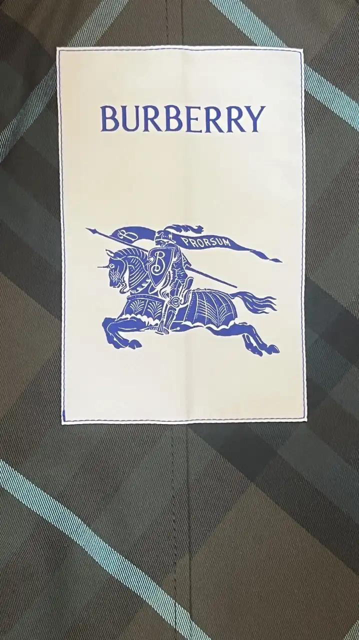 ❤️JIN字招牌❤️JIN愛BURBERRY二手/全新名牌