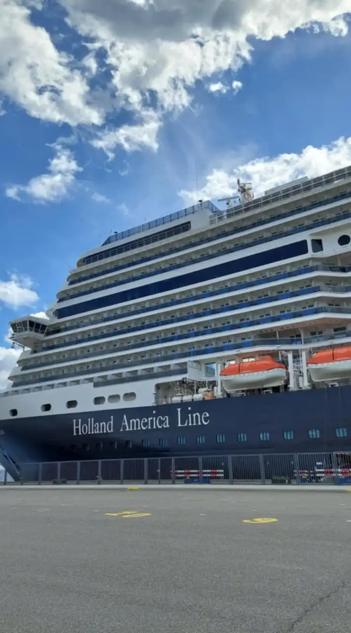 第三群~蜜拉士愷的郵輪情報社