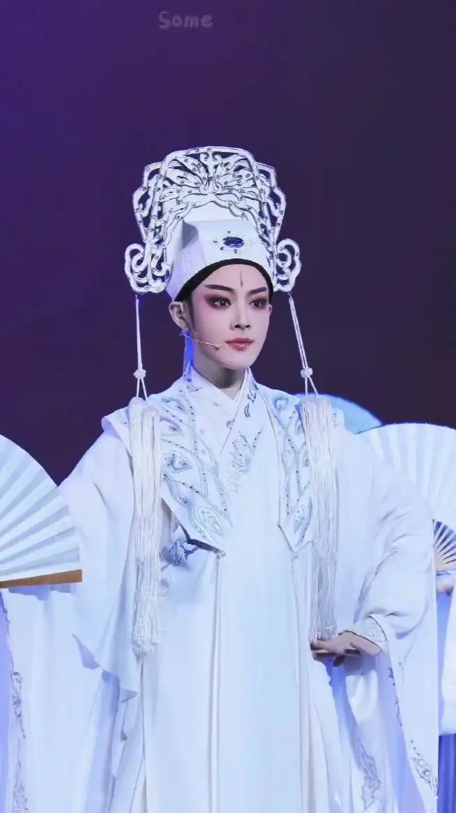 ［資訊區］陳麗君⭐️台灣星辰首群