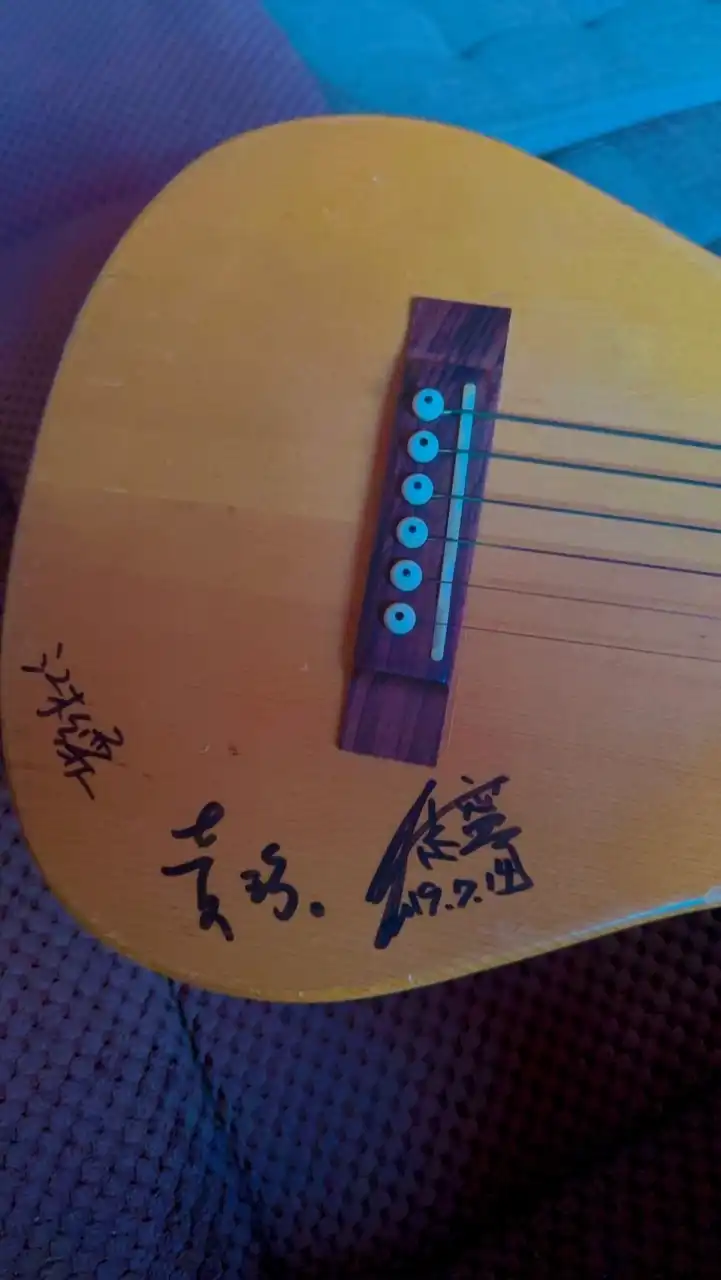 黃玠末的吉他彈唱