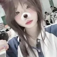 聊天💬/群通🎀/吃瓜🍉/放閃🫢/進來ㄉ都素帥哥美女🐰