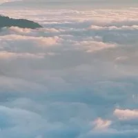 Hiking!肉腳健腳登山趣