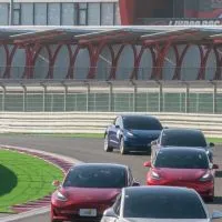 特斯拉🚗 改裝💸&約跑🏎 ✅安全駕駛