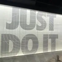 尚亨三民NIKE專賣店