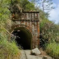 高雄爬山群｜新手爬山｜小百岳｜野溪瀑布｜秘境探索｜登山｜古道漫遊｜新手百岳｜露營｜中級山｜攝影｜